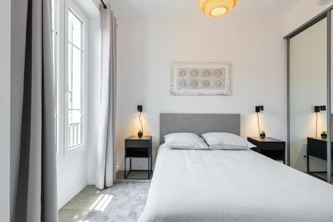 Апартаменты 3 Fodere - Magnifique 2 Pieces - Quartier Du Port - Dernier Etage Ницца